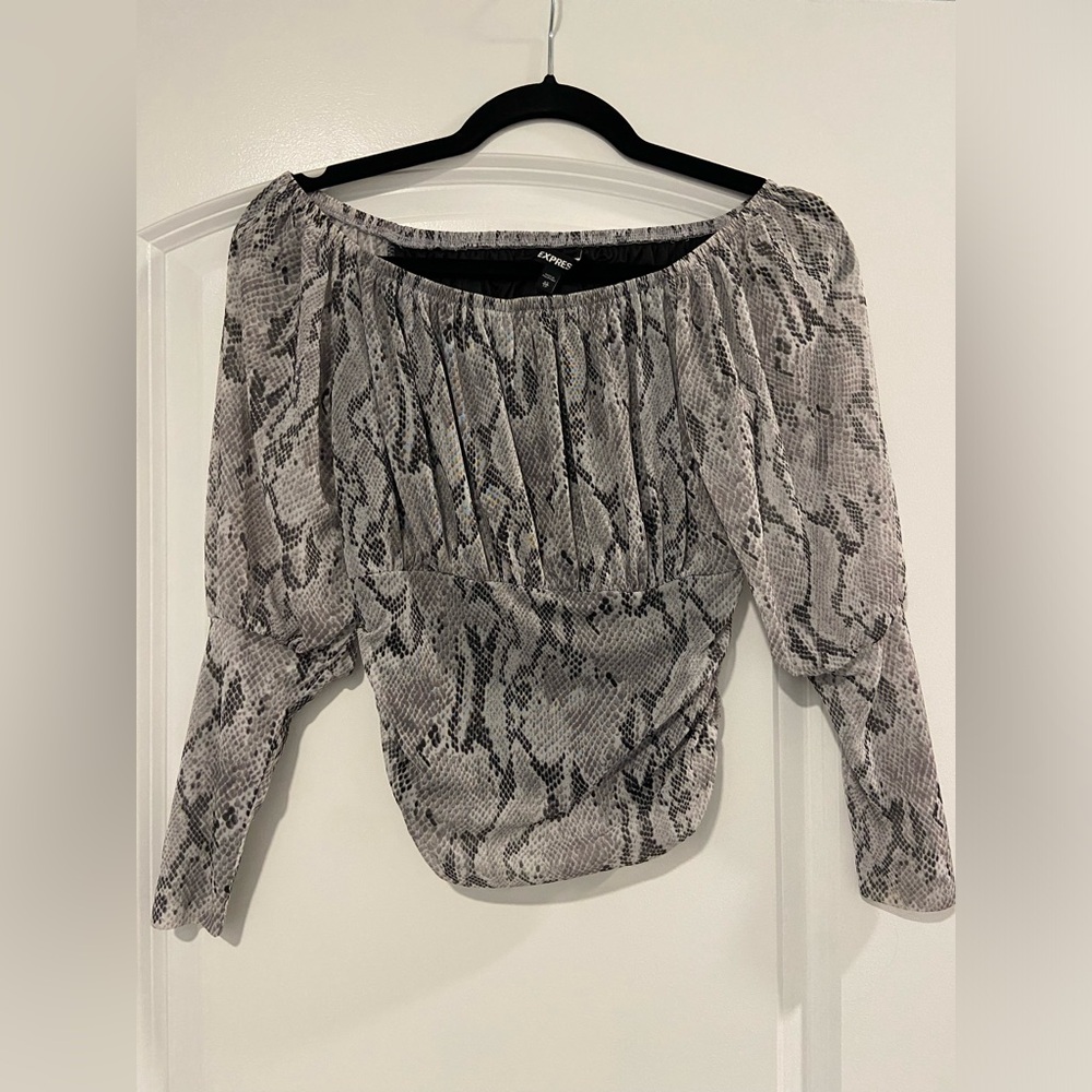 Women’s Express Off the Shoulder Snakeskin Top size XS